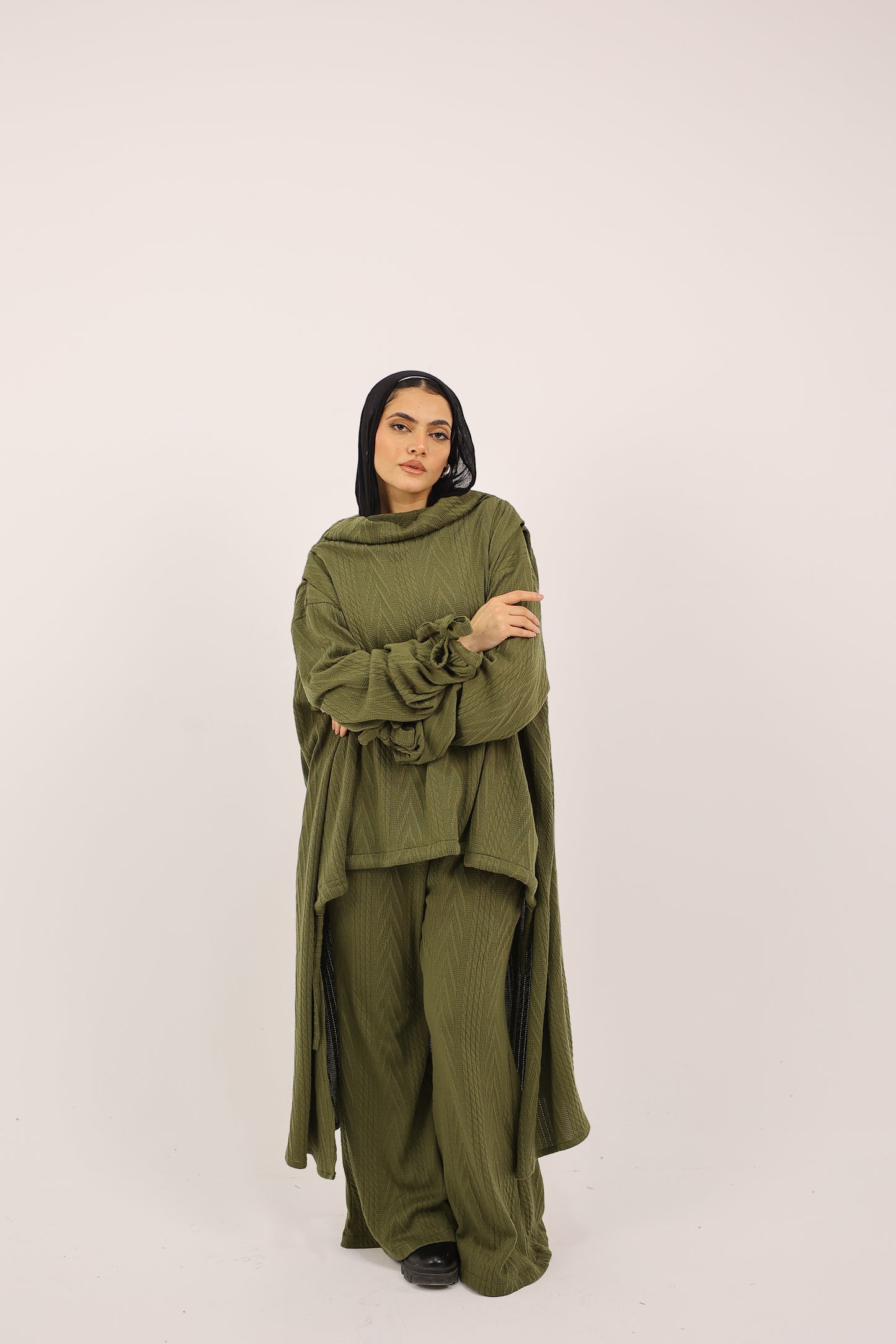 OLIVE KNITWEAR SET