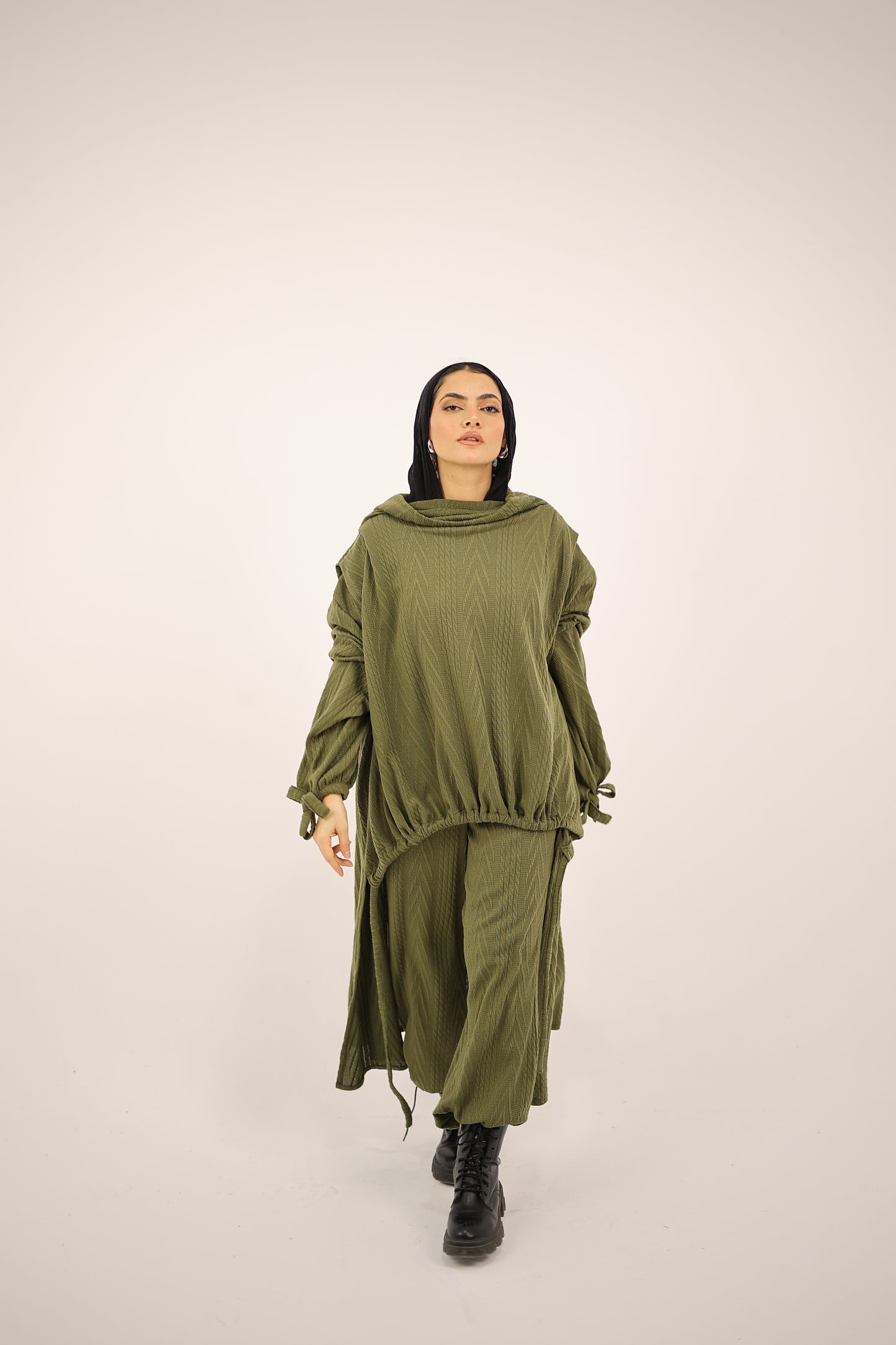 OLIVE KNITWEAR SET