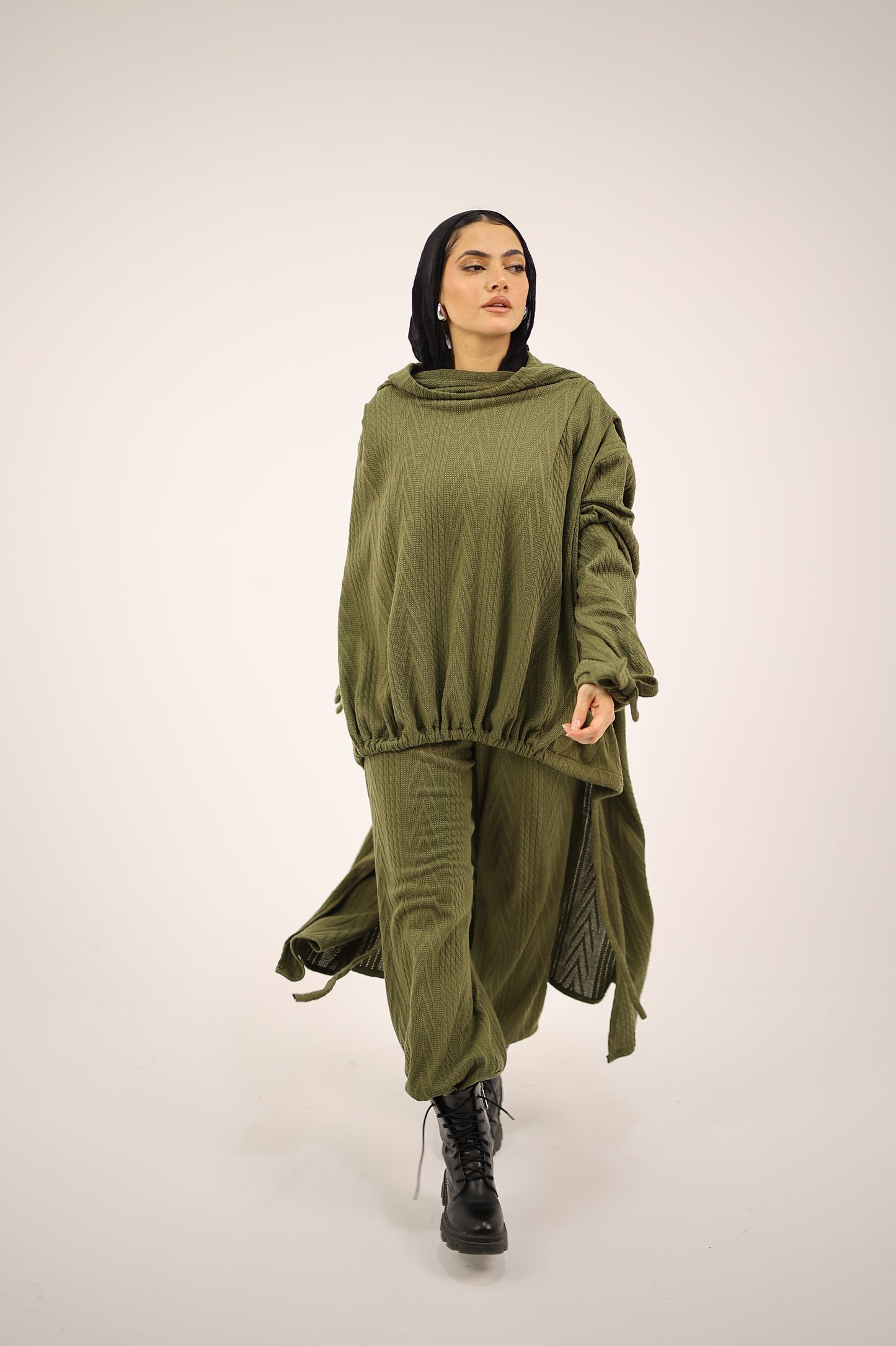 OLIVE KNITWEAR SET