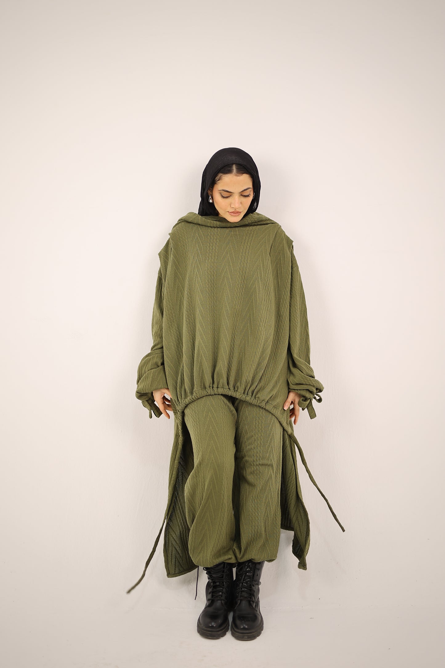 OLIVE KNITWEAR SET